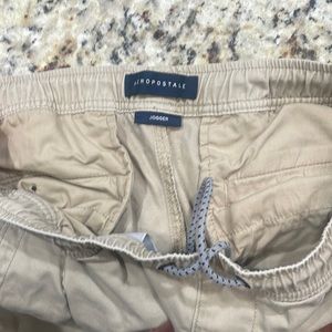 Khaki Aeropostale, joggers, size medium